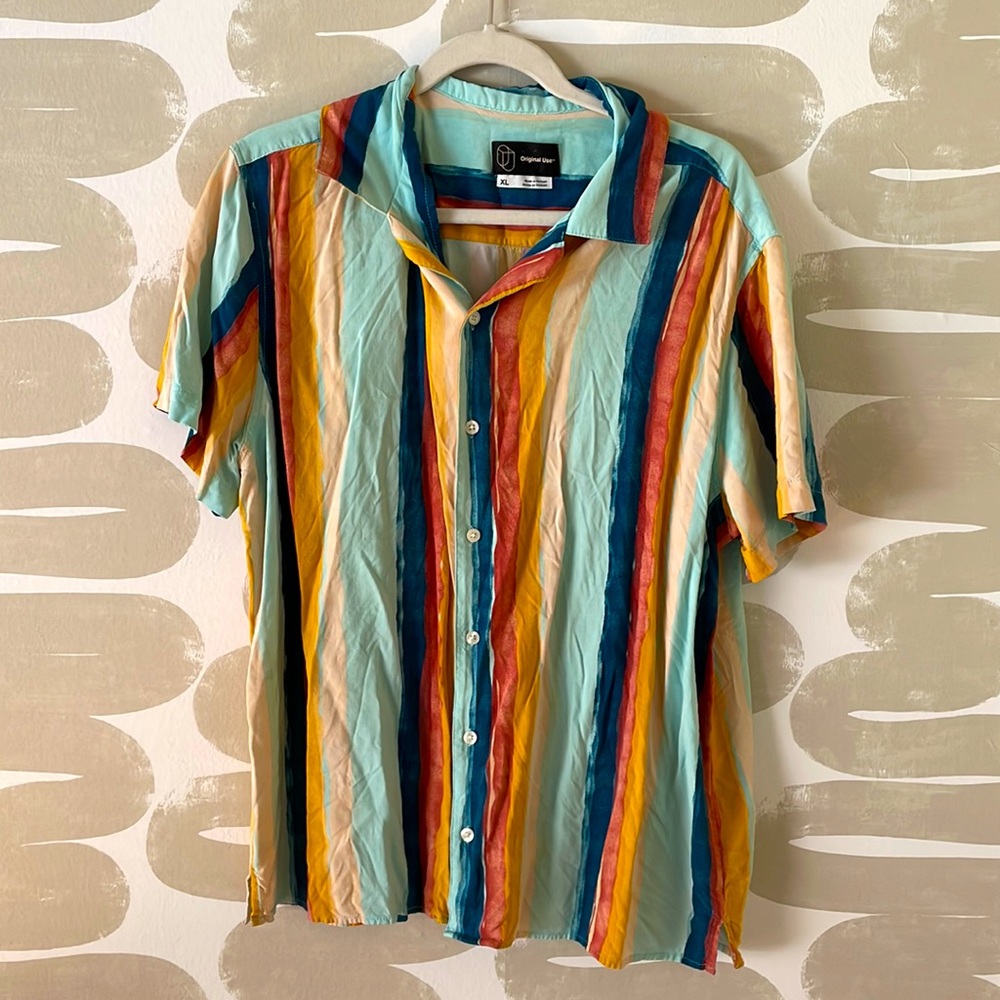 Striped short sleeve button shirt